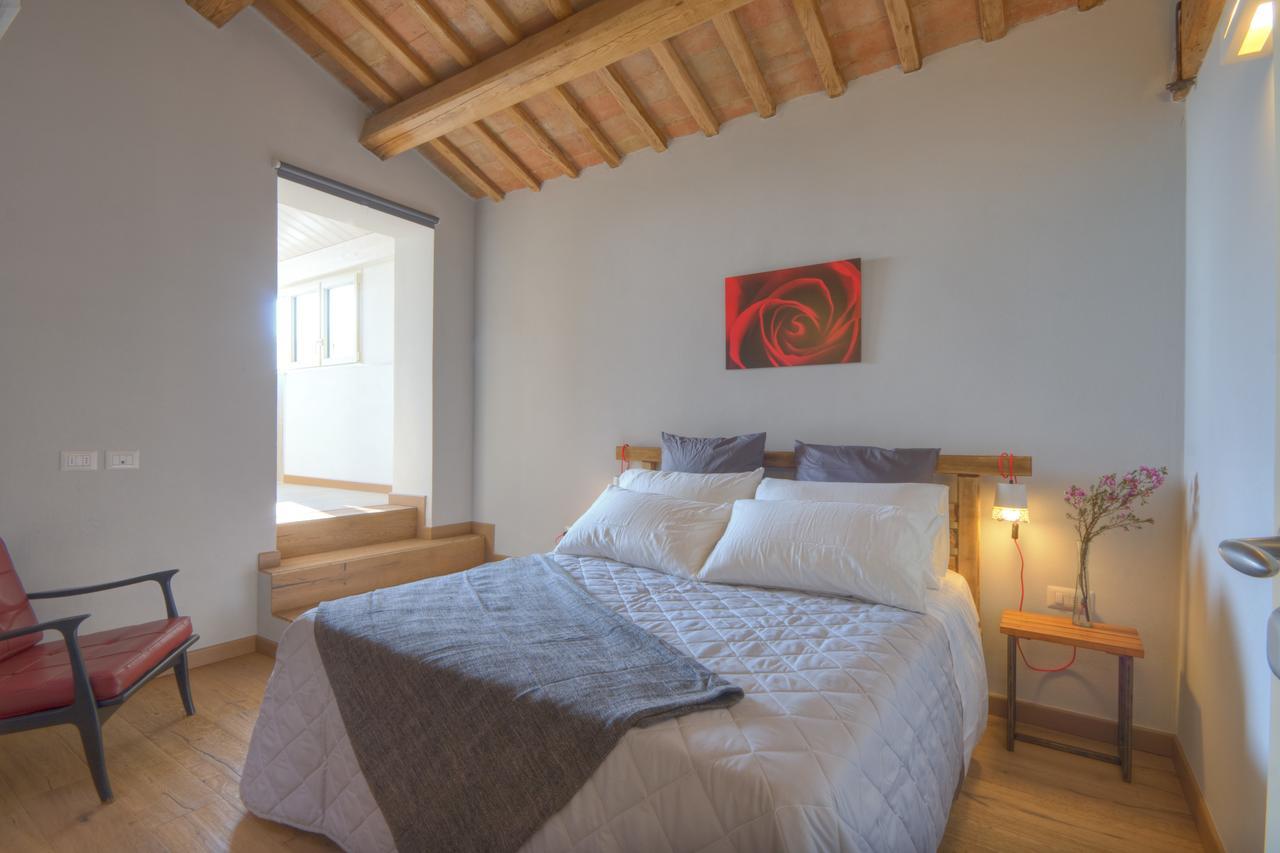 Tabano Ristorante-Casolare Bed & Breakfast Iesi Exterior photo